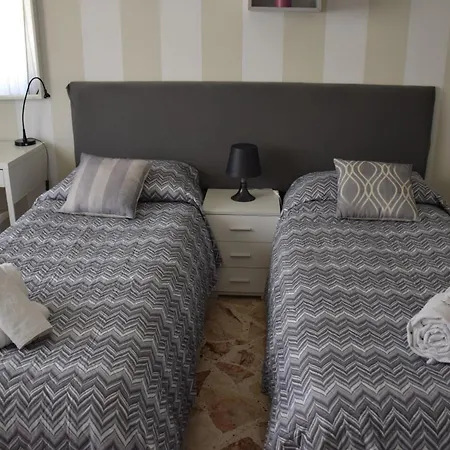 La Casa Di Luzzo * Агридженто